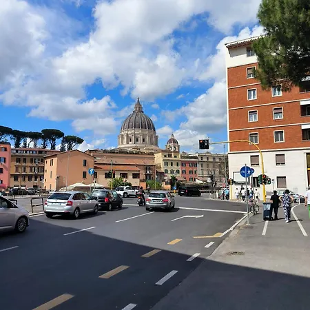 Angelo Al Vaticano Ρώμη